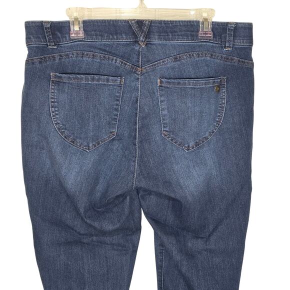 Democracy AB TECHNOLOGY Jeans Women SZ 14W Black Stretch Comfort Waistband - Picture 6 of 6